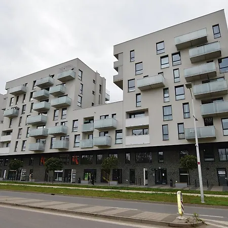 アパート West / Parking Free *