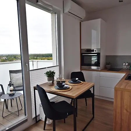 West / Parking Free アパート ヴロツワフ