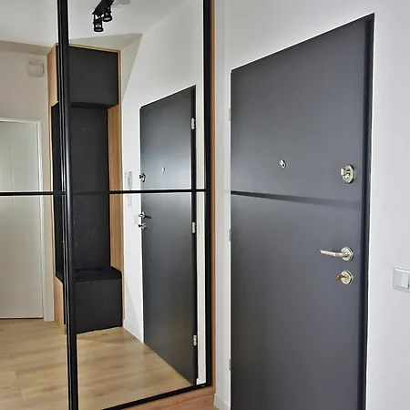 Apartamento West / Parking Free Breslavia