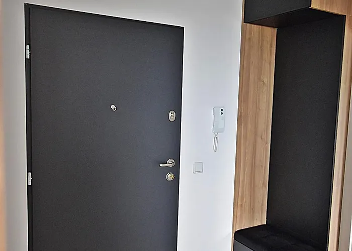 West / Parking Free Wrocław